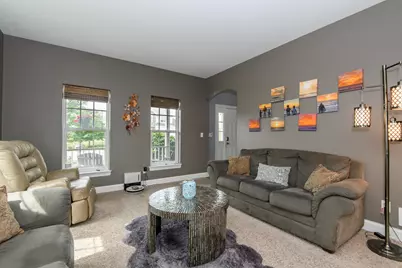 N116W17834  Blackstone Cir, Germantown, WI 53022 - Photo 6