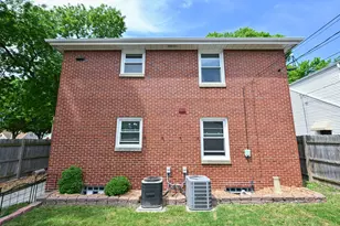 8730 W Hadley St, Milwaukee, WI 53222 - Photo 42