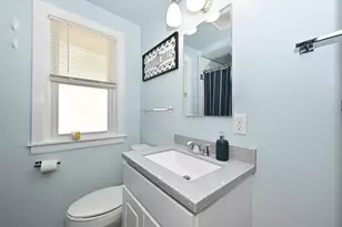 8730 W Hadley St, Milwaukee, WI 53222 - Photo 10