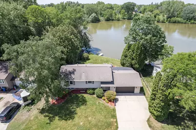 718 N Water St, Watertown, WI 53098 - Photo 2