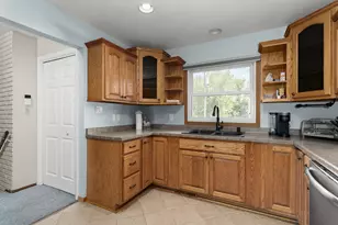 718 N Water St, Watertown, WI 53098 - Photo 14
