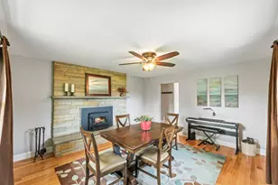 1310 Sunnycrest Dr, Brookfield, WI 53186 - Photo 10