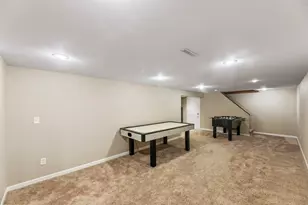 1310 Sunnycrest Dr, Brookfield, WI 53186 - Photo 32