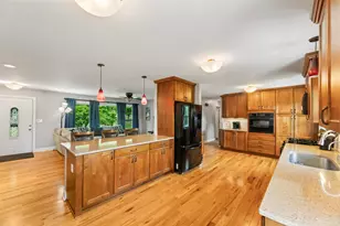 1310 Sunnycrest Dr, Brookfield, WI 53186 - Photo 6