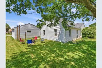1035 N 43 St, Manitowoc, WI 54220 - Photo 12