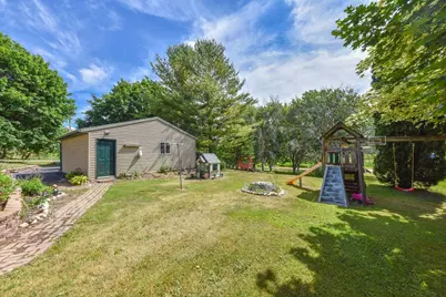 245 N Schuyler St, Neosho, WI 53059 - Photo 34