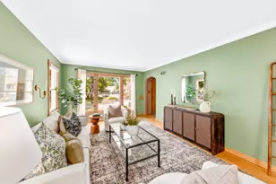 2914 N 69th St, Milwaukee, WI 53210 - Photo 4