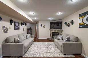 307 Roberts St, Holmen, WI 54636 - Photo 14