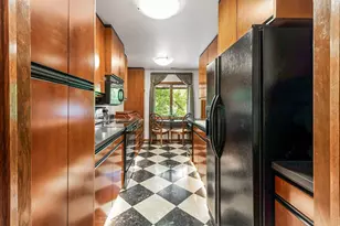 1219 N Jackson St, Milwaukee, WI 53202 - Photo 10