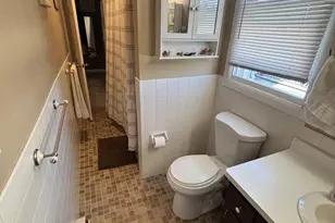 2206 Stonecroft Dr, Grafton, WI 53024 - Photo 22