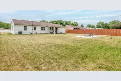707 N Moreland Blvd, Waukesha, WI 53188 - Photo 16