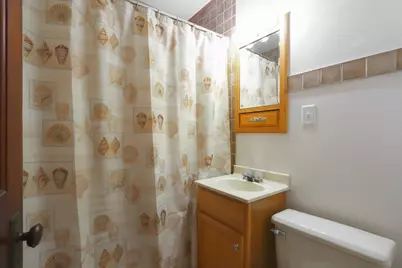 1980 S 73rd St, West Allis, WI 53219 - Photo 16