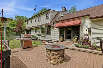 2541  Valley Dr, Manitowoc Rapids, WI 54220 - Photo 2