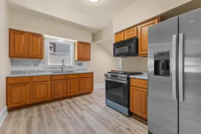 2473 N 57th St, Milwaukee, WI 53210 - Photo 10