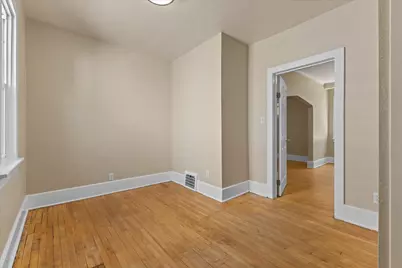 2473 N 57th St, Milwaukee, WI 53210 - Photo 16