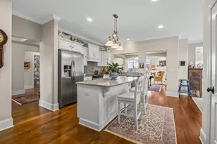 N35W23668 Auburn Ct, Pewaukee, WI 53072 - Photo 8