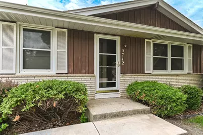 5712  Glenwood Dr, Racine, WI 53406 - Photo 4