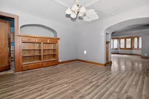 2260 N 60th St, Milwaukee, WI 53208 - Photo 10