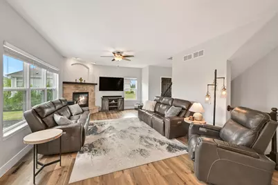 N44W22870  Bridge St, Pewaukee, WI 53072 - Photo 6