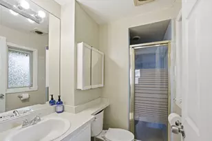 N83W18025 Le Mons Dr, Menomonee Falls, WI 53051 - Photo 22