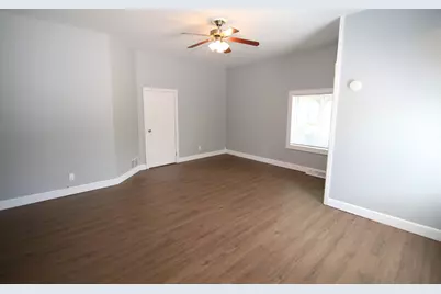 139 N 73rd St, Milwaukee, WI 53213 - Photo 6