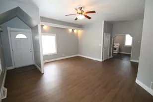 139 N 73rd St, Milwaukee, WI 53213 - Photo 4