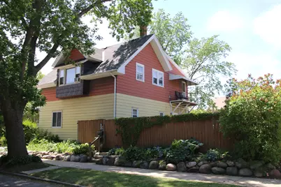 139 N 73rd St, Milwaukee, WI 53213 - Photo 2