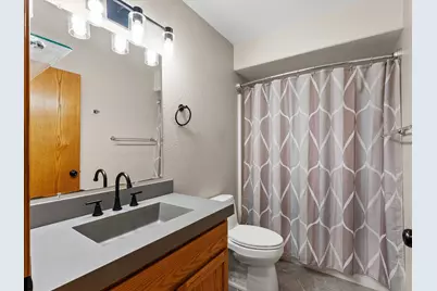 1207  Hummingbird Pl, Sheboygan Falls, WI 53085 - Photo 18