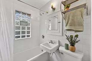 2204 S 67th Pl, West Allis, WI 53219 - Photo 16