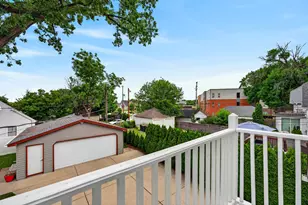 2204 S 67th Pl, West Allis, WI 53219 - Photo 20