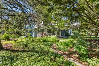 904 W Labelle Ave, Oconomowoc, WI 53066 - Photo 4