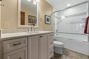 904 W Labelle Ave, Oconomowoc, WI 53066 - Photo 34