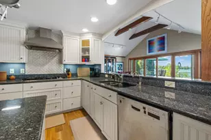 904 W Labelle Ave, Oconomowoc, WI 53066 - Photo 22