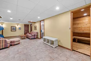 904 W Labelle Ave, Oconomowoc, WI 53066 - Photo 38