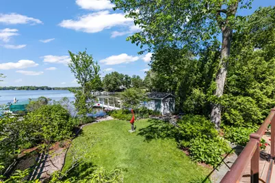 904 W Labelle Ave, Oconomowoc, WI 53066 - Photo 6