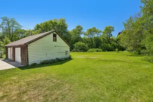 509 S 105th St, West Allis, WI 53214 - Photo 26