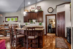 911 Steven Pl, Campbell, WI 54603 - Photo 6
