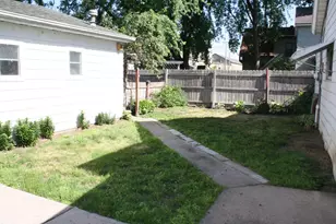 223 Copeland Ave, La Crosse, WI 54603 - Photo 4
