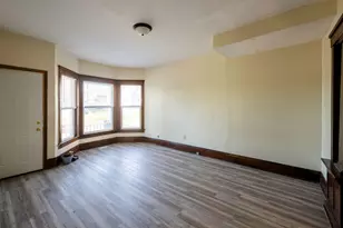 1008 11th St, Racine, WI 53403 - Photo 6