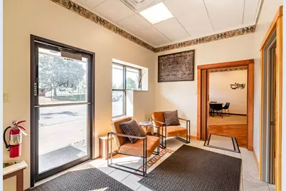 2423  16th St #2425, La Crosse, WI 54601 - Photo 4