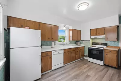 418 E Racine St, Jefferson, WI 53549 - Photo 12