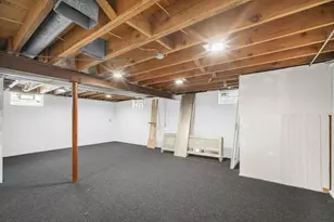 11825 W Washington St, West Allis, WI 53214 - Photo 18