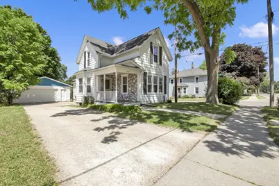 547  Forest St, Hartford, WI 53027 - Photo 22