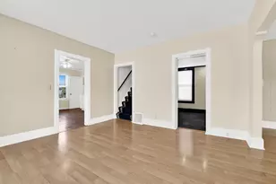 547 Forest St, Hartford, WI 53027 - Photo 6