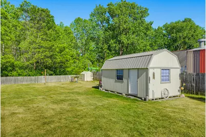 1709  Schmidt Rd, West Bend, WI 53090 - Photo 18