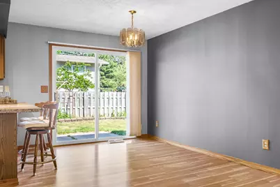 1527  Holley St, Holmen, WI 54636 - Photo 8