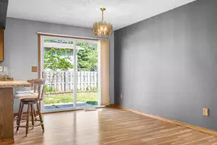 1527 Holley St, Holmen, WI 54636 - Photo 8