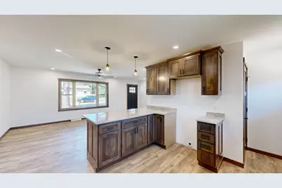 625  Western Ave, Viroqua, WI 54665 - Photo 6