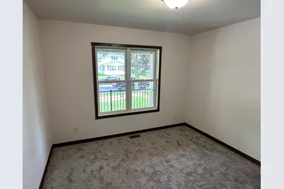 2010  14th St, La Crosse, WI 54601 - Photo 12