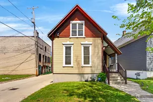 216 W Center St, Milwaukee, WI 53212 - Photo 1